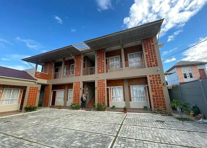 Oyo 93341 Ananda Homestay Syariah